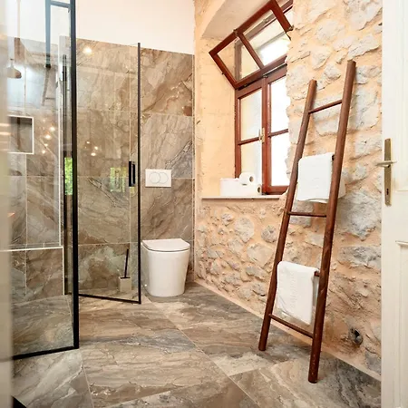 Skala With Hot Tub & Kala With Terrace Apartment Pitve