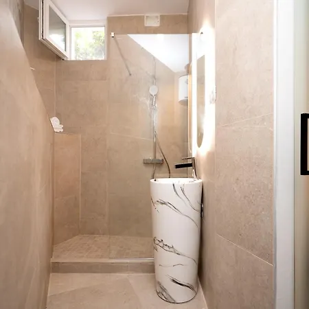 Skala With Hot Tub & Kala With Terrace Apartment