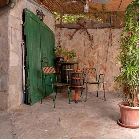 Skala With Hot Tub & Kala With Terrace Apartment