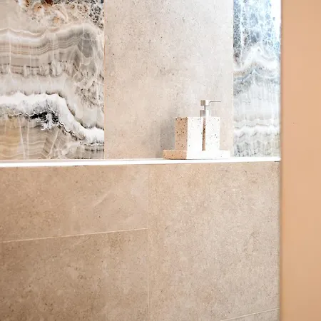 Appartamento Skala With Hot Tub & Kala With Terrace